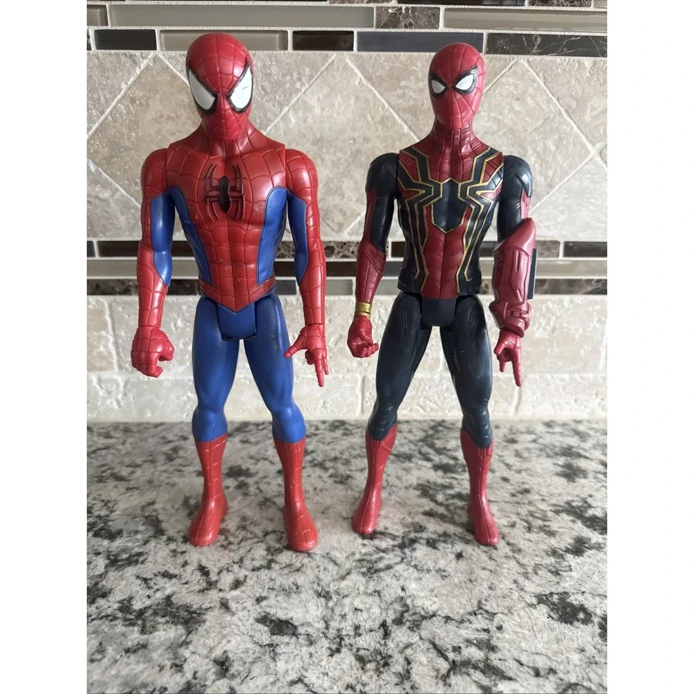 Marvel Avengers Titan Hero Lot  Iron Spider Man & Spider Man 12